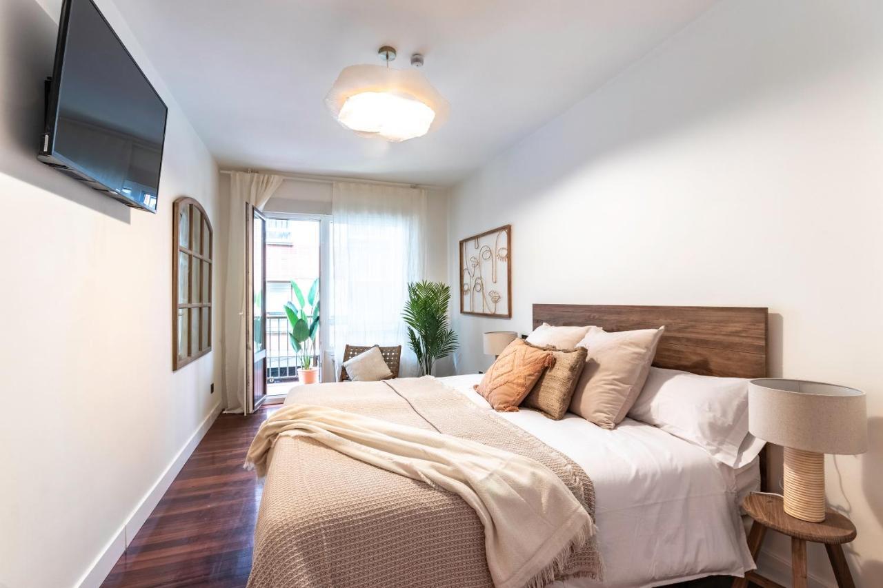 New! Lovely 4-Bedroom Loft In Bilbao Exterior foto