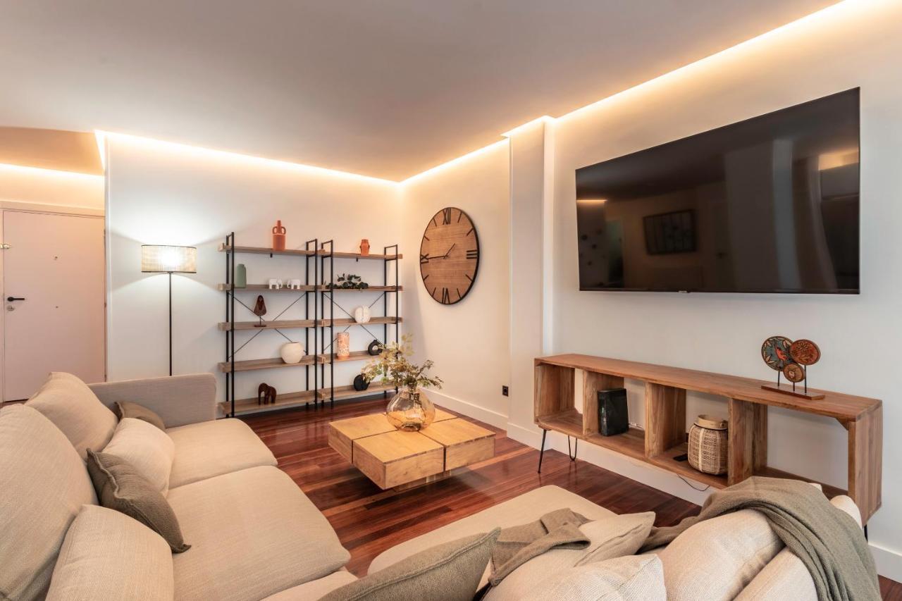 New! Lovely 4-Bedroom Loft In Bilbao Exterior foto
