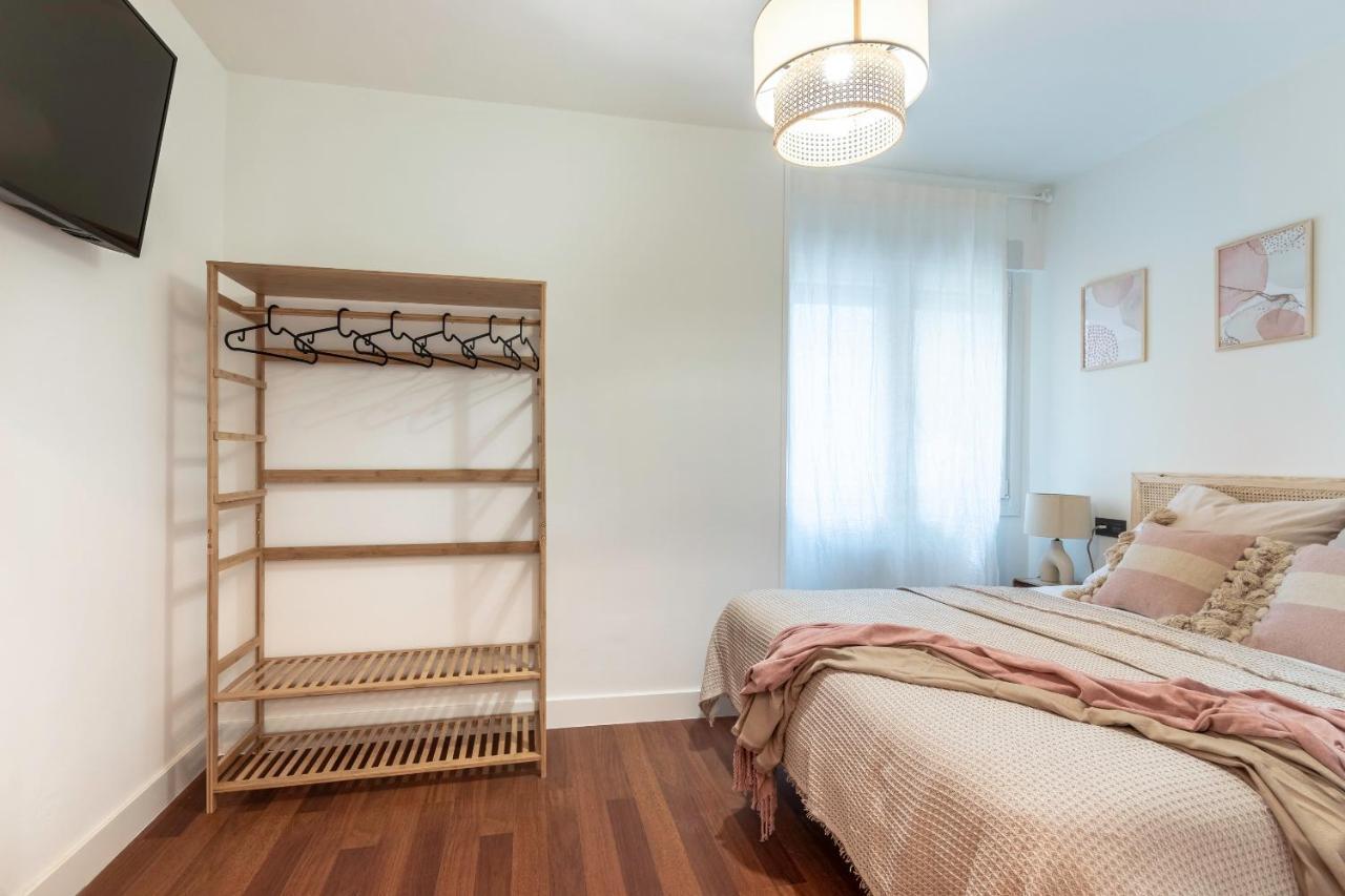 New! Lovely 4-Bedroom Loft In Bilbao Exterior foto